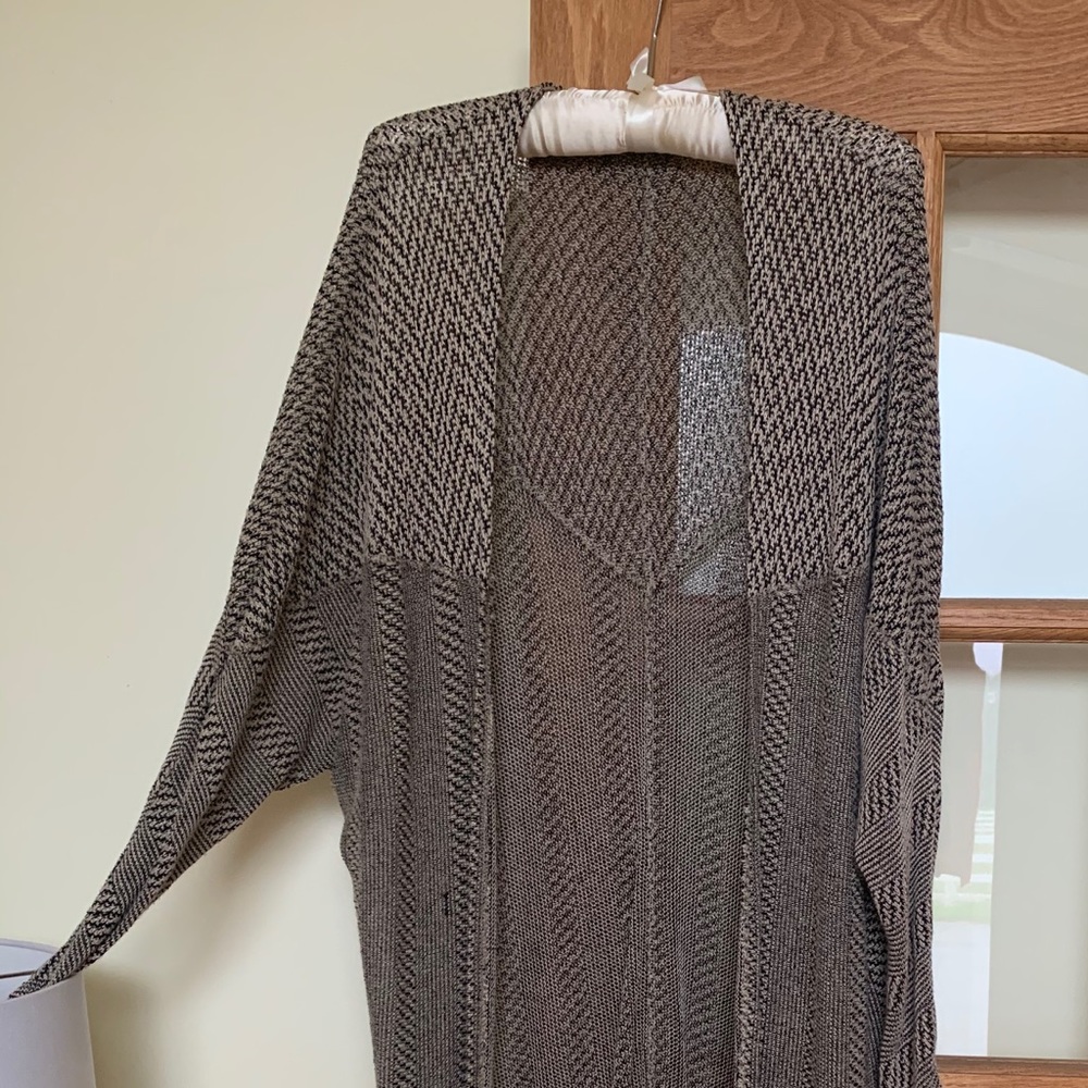 Peyton Jensen sweater